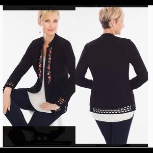 🍁Chico’s embroidered floral eyelet blazer